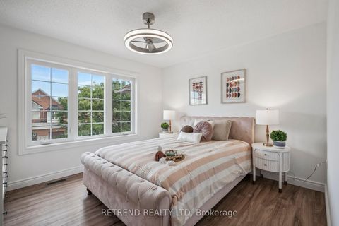 Photo 19 at 48 Gauguin Avenue, Patterson, Vaughan