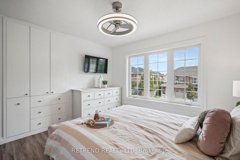 Photo 21 at 48 Gauguin Avenue, Patterson, Vaughan