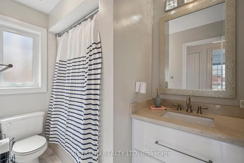 Photo 24 at 48 Gauguin Avenue, Patterson, Vaughan