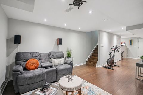Photo 27 at 48 Gauguin Avenue, Patterson, Vaughan