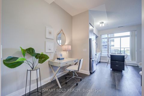 Photo 6 at 624 - 399 Spring Garden Avenue E, Willowdale East, Toronto