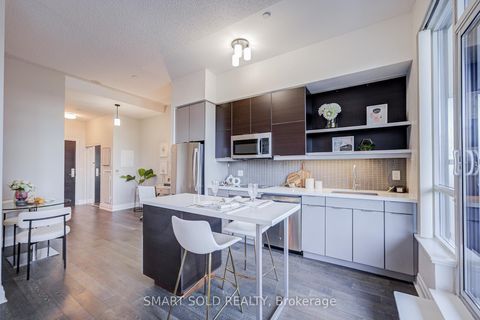 Photo 9 at 624 - 399 Spring Garden Avenue E, Willowdale East, Toronto