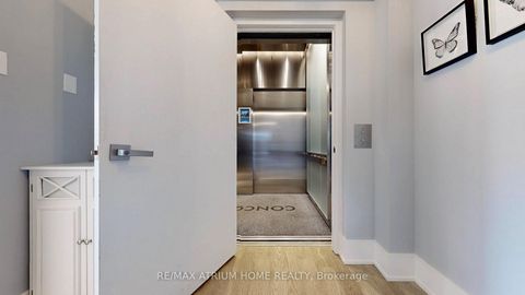 Photo 3 at 715 - 1 Gloucester Street, Yonge Corridor, Toronto