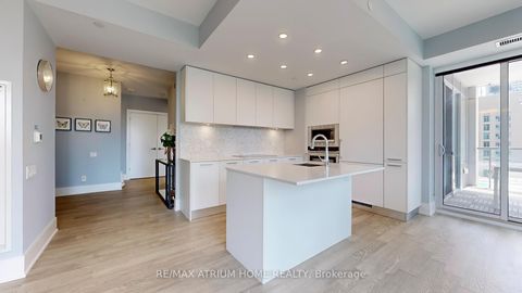 Photo 6 at 715 - 1 Gloucester Street, Yonge Corridor, Toronto