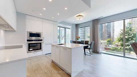 Photo 8 at 715 - 1 Gloucester Street, Yonge Corridor, Toronto