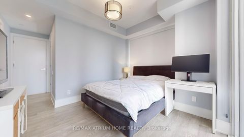 Photo 22 at 715 - 1 Gloucester Street, Yonge Corridor, Toronto Photo 22 at 715 - 1 Gloucester Street, Yonge Corridor, Toronto