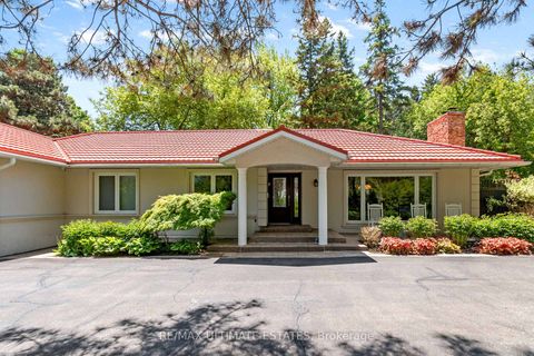 Photo 0 at 41 Thornridge Drive, Yorkhill, Vaughan
