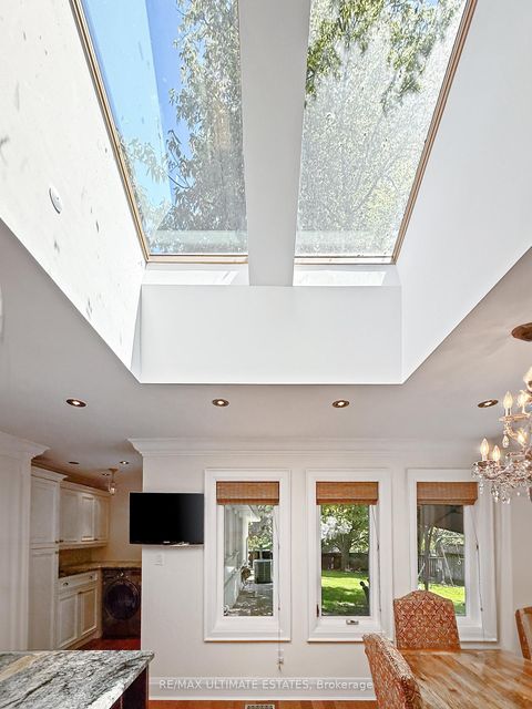 Photo 4 at 41 Thornridge Drive, Yorkhill, Vaughan
