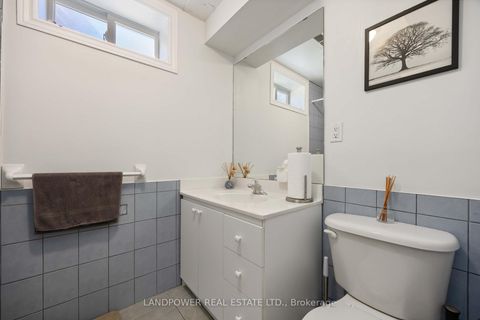 Photo 23 at 48 Marowyne Drive, Don Valley Village, Toronto