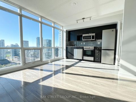 Photo 1 at 3716 - 11 Brunel Court, Waterfront Communities C1, Toronto