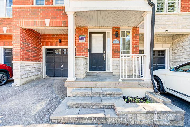 Photo 2 at 103 Thoroughbred Way, Berczy, Markham