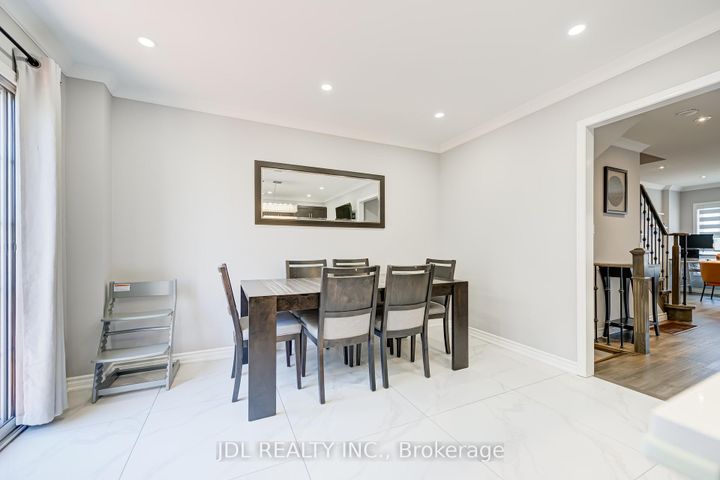Photo 20 at 103 Thoroughbred Way, Berczy, Markham