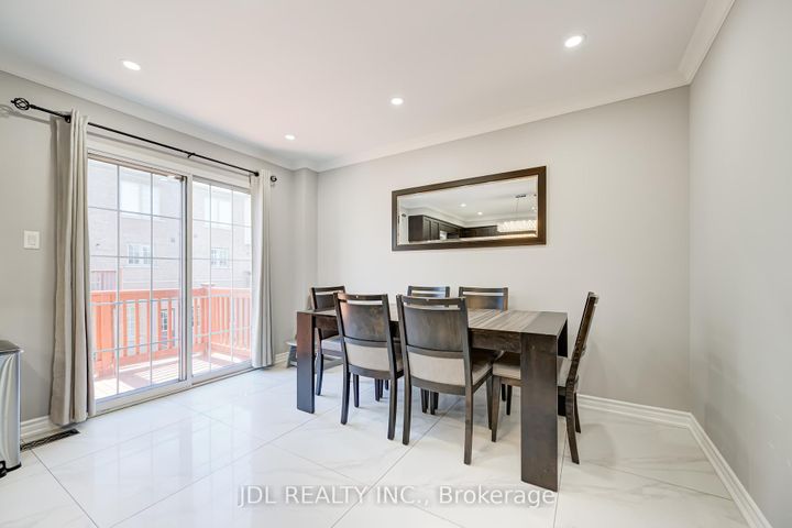 Photo 25 at 103 Thoroughbred Way, Berczy, Markham