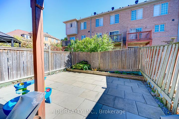 Photo 39 at 103 Thoroughbred Way, Berczy, Markham
