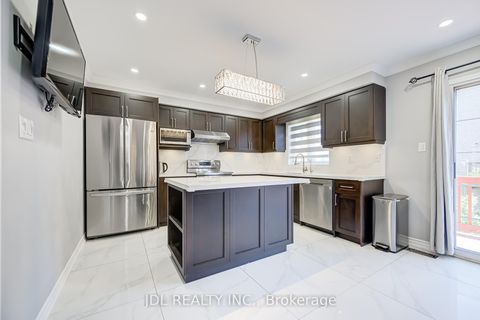 Photo 17 at 103 Thoroughbred Way, Berczy, Markham