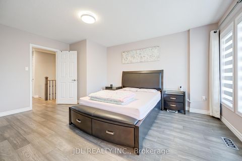 Photo 29 at 103 Thoroughbred Way, Berczy, Markham