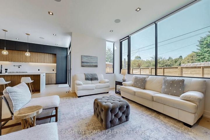 Photo 3 at 845 Seventh Street, Lakeview, Mississauga