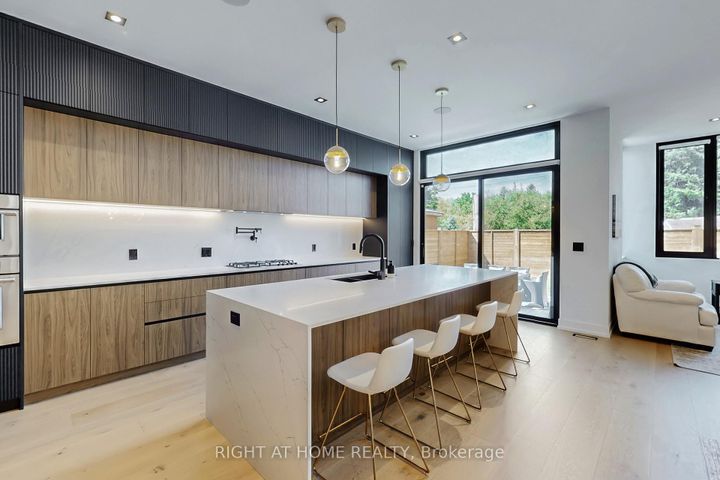 Photo 11 at 845 Seventh Street, Lakeview, Mississauga