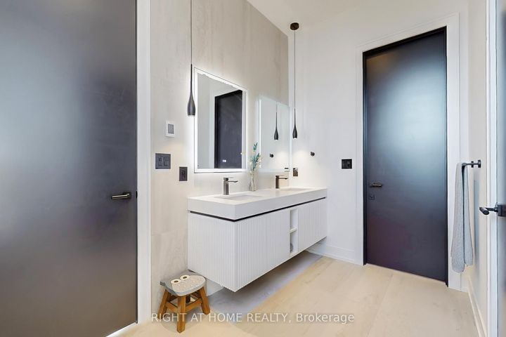 Photo 26 at 845 Seventh Street, Lakeview, Mississauga