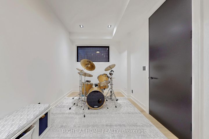 Photo 38 at 845 Seventh Street, Lakeview, Mississauga
