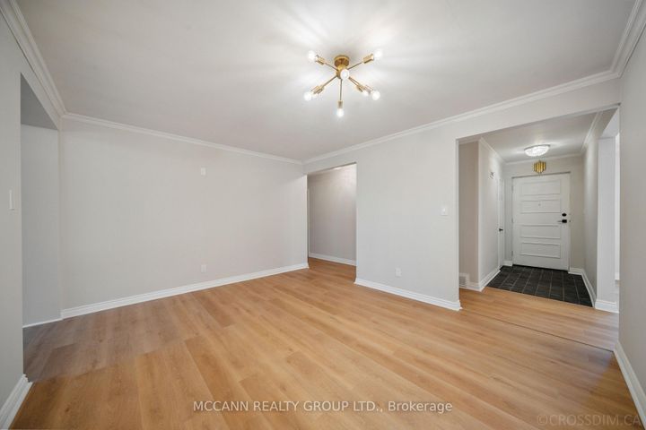 Photo 9 at 102 Yorkminster Road, Windfields, Toronto