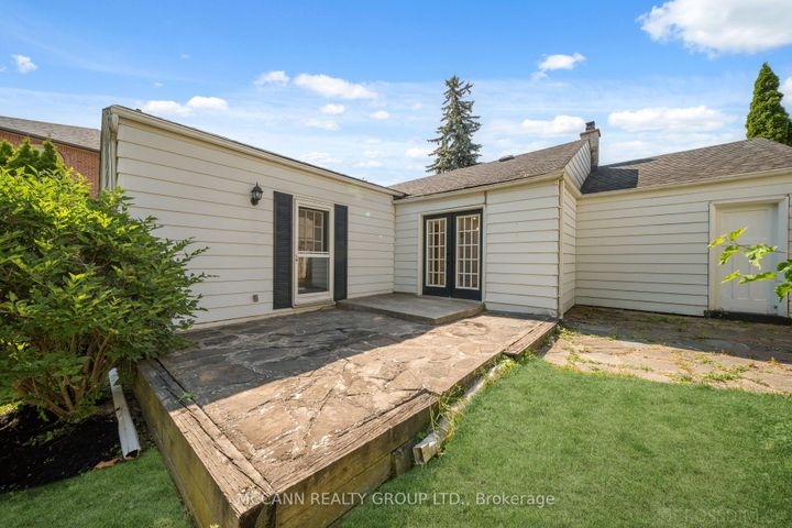 Photo 31 at 102 Yorkminster Road, Windfields, Toronto