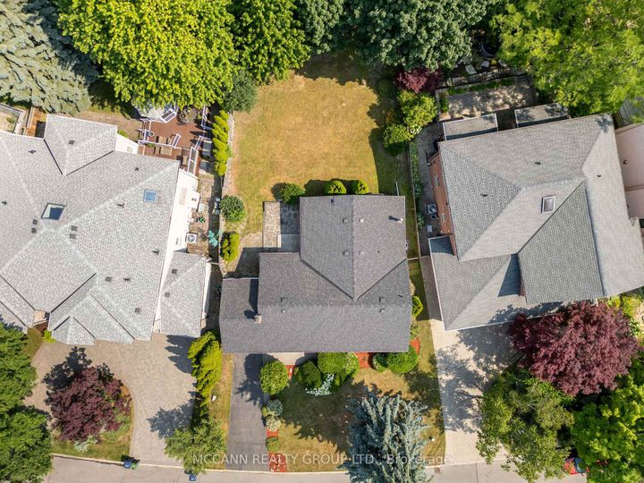 Photo 35 at 102 Yorkminster Road, Windfields, Toronto