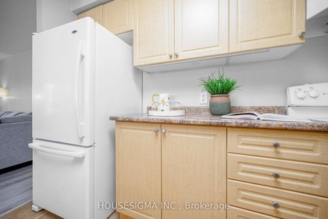 Photo 6 at 206 - 136 Aspen Springs Drive, Bowmanville, Clarington