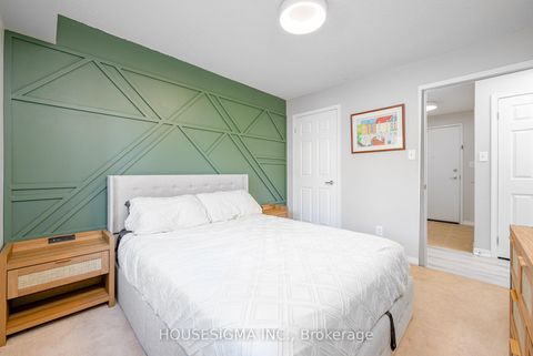 Photo 11 at 206 - 136 Aspen Springs Drive, Bowmanville, Clarington