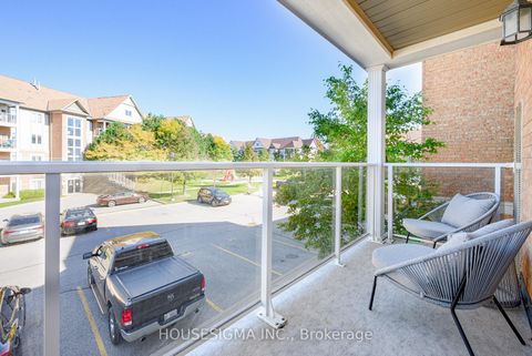 Photo 16 at 206 - 136 Aspen Springs Drive, Bowmanville, Clarington