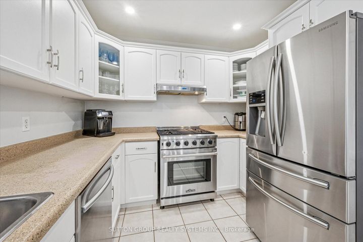 Photo 8 at 87 Dairy Drive, AC Acton, Halton Hills
