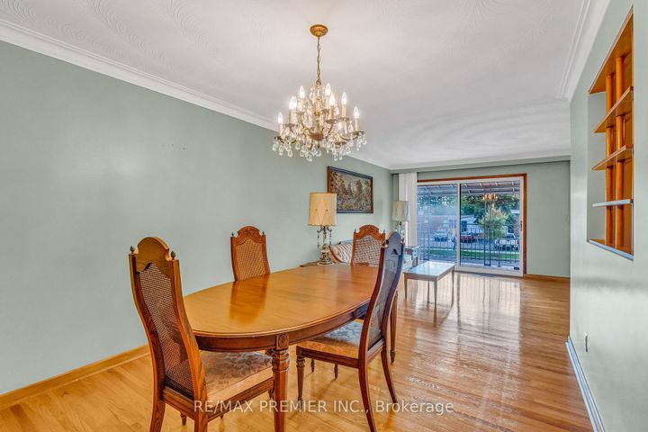 Photo 10 at 91 Hucknall Road, York University Heights, Toronto