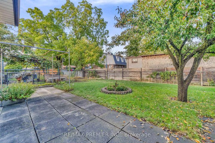 Photo 42 at 91 Hucknall Road, York University Heights, Toronto