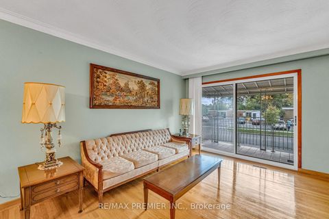 Photo 6 at 91 Hucknall Road, York University Heights, Toronto