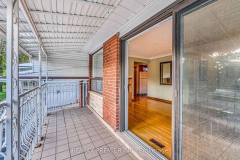 Photo 7 at 91 Hucknall Road, York University Heights, Toronto