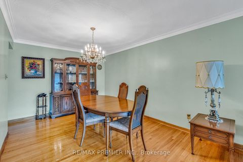 Photo 11 at 91 Hucknall Road, York University Heights, Toronto