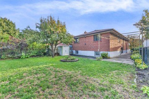 Photo 39 at 91 Hucknall Road, York University Heights, Toronto