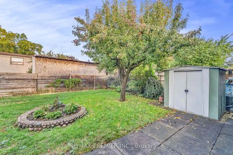 Photo 41 at 91 Hucknall Road, York University Heights, Toronto