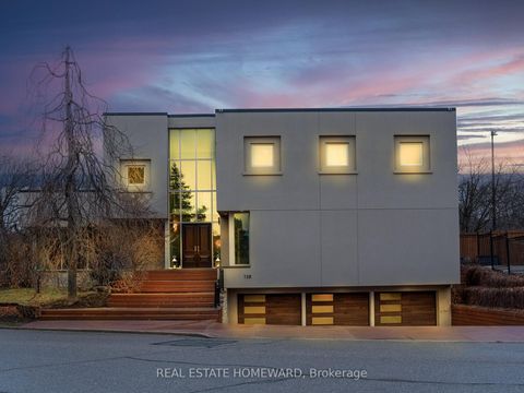 Photo 2 at 128 Laurentide Drive, Donalda, Toronto