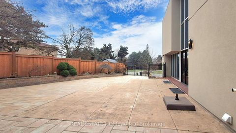 Photo 38 at 128 Laurentide Drive, Donalda, Toronto