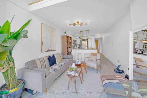 Photo 5 at 429 - 550 Queens Quay W, Waterfront Communities C1, Toronto