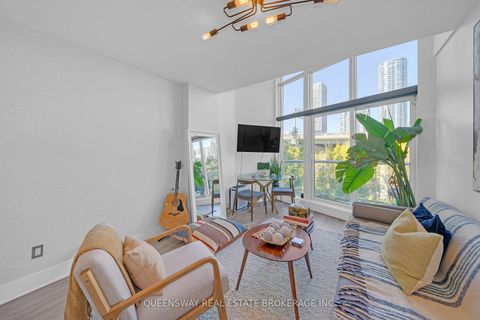 Photo 6 at 429 - 550 Queens Quay W, Waterfront Communities C1, Toronto