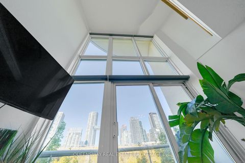 Photo 14 at 429 - 550 Queens Quay W, Waterfront Communities C1, Toronto