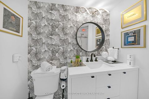 Photo 23 at 429 - 550 Queens Quay W, Waterfront Communities C1, Toronto