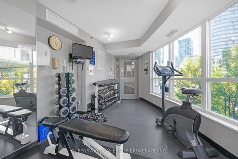 Photo 31 at 429 - 550 Queens Quay W, Waterfront Communities C1, Toronto
