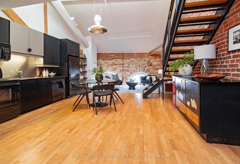 Photo 3 at 409 - 81A Front Street E, Waterfront Communities C8, Toronto
