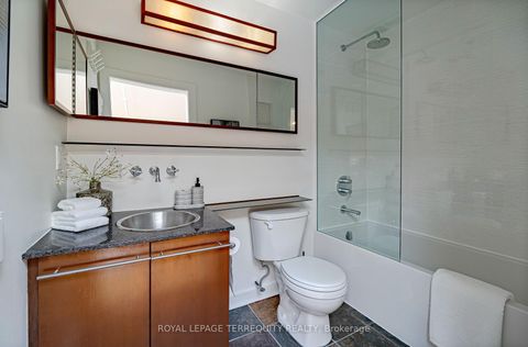 Photo 17 at 409 - 81A Front Street E, Waterfront Communities C8, Toronto