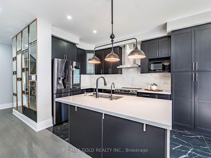 Photo 14 at 105 Boathouse Road, Northwest Brampton, Brampton