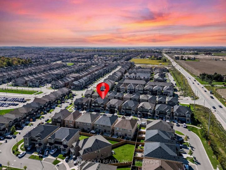 Photo 35 at 105 Boathouse Road, Northwest Brampton, Brampton