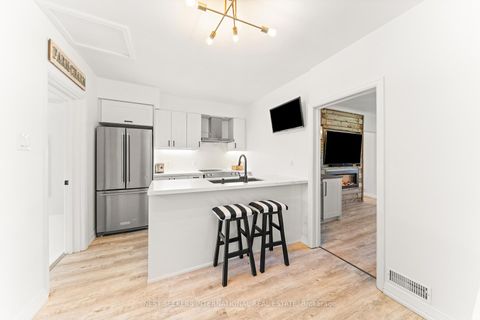 Photo 8 at 905 Glencairn Avenue, Glen Park, Toronto